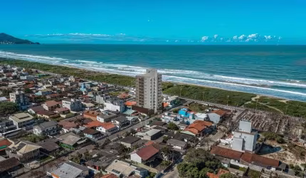 Apartamento com 2 dormitórios à venda, 131 m² por R$ 814.021,69 - Centro - Navegantes/SC