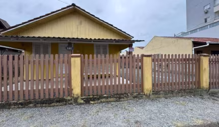 Terreno à venda, 330 m² por R$ 650.000,00 - Gravatá - Navegantes/SC