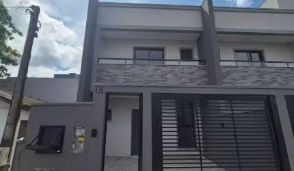 Sobrado com 3 dormitórios à venda, 104 m² por R$ 634.500,00 - Gravatá - Navegantes/SC
