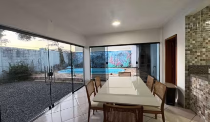 Casa com 3 dormitórios à venda, 300 m² por R$ 750.000,00 - Centro - Navegantes/SC