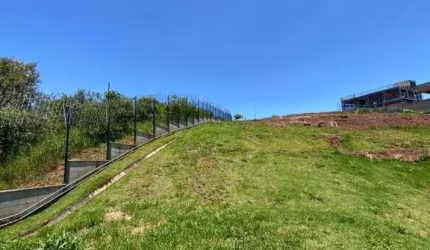 Terreno em Condomínio para Venda em Santana de Parnaíba, Tamboré