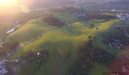Área para Venda em Itapecerica da Serra, Centro