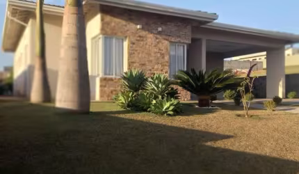 Casa em Condomínio para Venda em Itatiba, Centro, 7 dormitórios, 2 suítes, 5 banheiros, 4 vagas