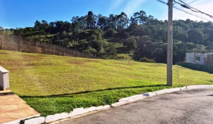 Lote para Venda em Santana de Parnaíba, Alphaville