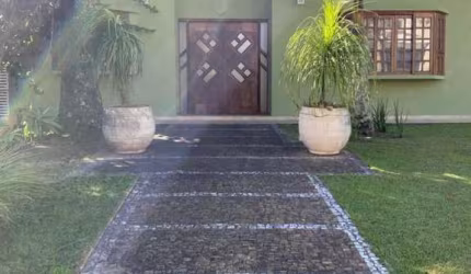 Casa em Condomínio para Venda em Cotia, Parque Dom Henrique, 4 dormitórios, 2 suítes, 3 banheiros, 6 vagas