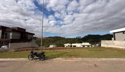 Terreno em Condomínio para Venda em Santana de Parnaíba, Colinas da Anhangüera