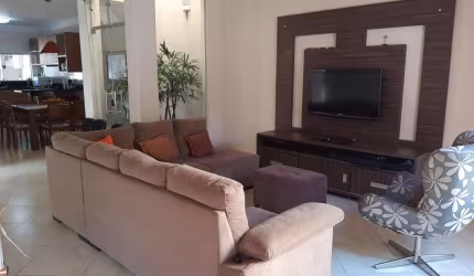Casa para Venda em Jundiaí, Jardim Ipanema, 3 dormitórios, 1 suíte, 2 banheiros, 2 vagas