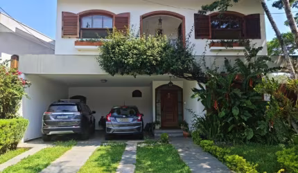 Casa em Condomínio para Venda em Santana de Parnaíba, Alphaville, 3 dormitórios, 3 suítes, 4 banheiros, 2 vagas
