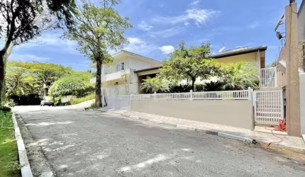 Casa em Condomínio para Venda em Carapicuíba, Recanto Impla, 3 dormitórios, 3 suítes, 4 banheiros, 4 vagas