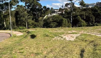 Lote para Venda em Santana de Parnaíba, Tamboré