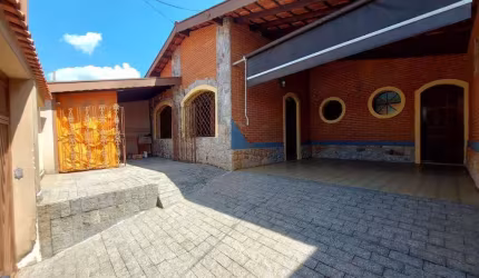 Casa para Venda em Jundiaí, Vila de Vecchi, 3 dormitórios, 1 suíte, 2 banheiros, 2 vagas