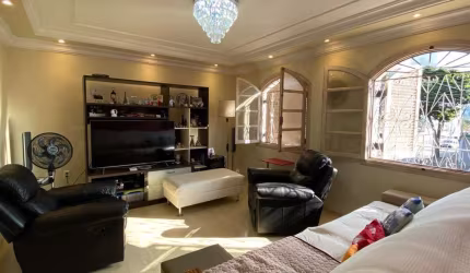 Casa para Venda em Jundiaí, Jardim da Fonte, 3 dormitórios, 1 suíte, 2 banheiros, 4 vagas