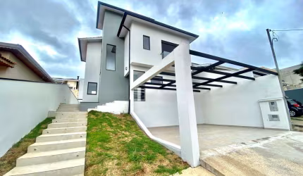 Casa em Condomínio para Venda em Várzea Paulista, Condomínio Chacur, 3 dormitórios, 1 suíte, 2 banheiros, 3 vagas