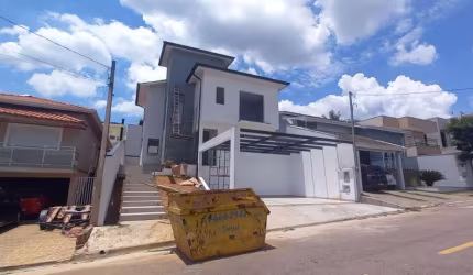 Sobrado para Venda em Várzea Paulista, Jardim Promeca, 3 dormitórios, 1 suíte, 2 banheiros, 3 vagas