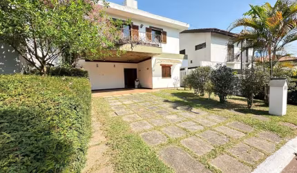 Casa em Condomínio para Venda em Santana de Parnaíba, Alphaville, 4 dormitórios, 2 suítes, 3 banheiros, 2 vagas