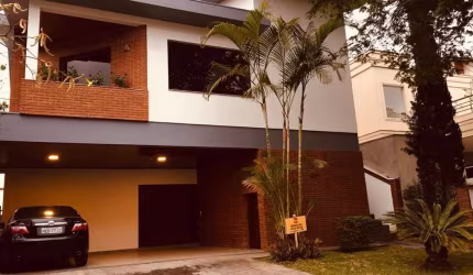 Casa em Condomínio para Locação em Santana de Parnaíba, Alphaville, 4 dormitórios, 2 suítes, 3 banheiros, 6 vagas