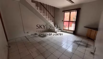 Casa com 3 quartos para alugar na Avenida Nossa Senhora do Sabará, 4400, Vila Emir, São Paulo por R$ 2.600