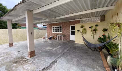 Casa lado praia no Balneário Gaivota em Itanhaém-SP