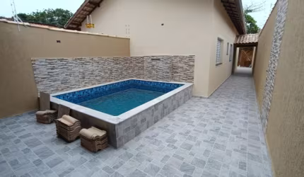Casa lado praia no Jardim Das Palmeiras, em Itanhaém-SP