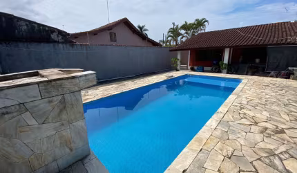 Casa lado praia no Balneário Gaivota em Itanhaém-SP