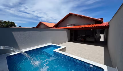 Casa lado praia no Santa Terezinha em Itanháem-SP