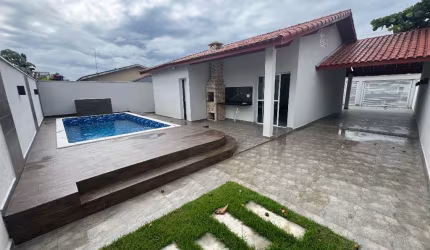 Casa lado praia no bairro Jardim Regina em Itanhaém-SP