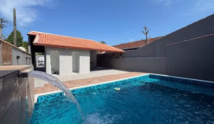 Casa lado praia no bairro Belas Artes em Itanhaém-SP
