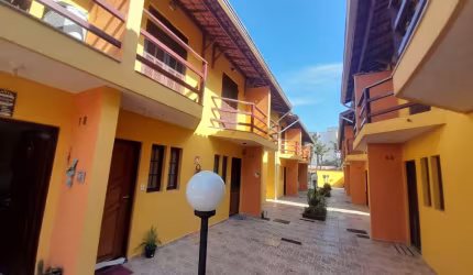 Sobrado em condomínio fechado na Vila Atântica em Mongaguá