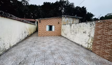 Casa no Bairro Campos Eliseos em Itanhaem