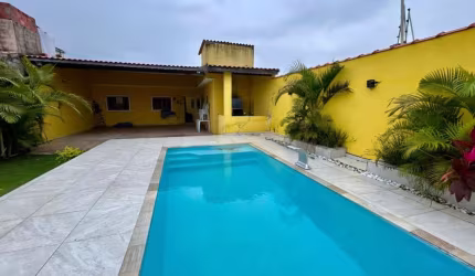 Casa no bairro Santa Cruz em Itanhaém