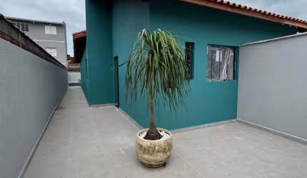 Casa no Jardim Jamaica, em Itanhaém