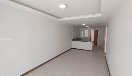 Casa em Condomínio para Venda em Cabo Frio, Praia do Siqueira, 3 dormitórios, 1 suíte, 3 banheiros, 2 vagas