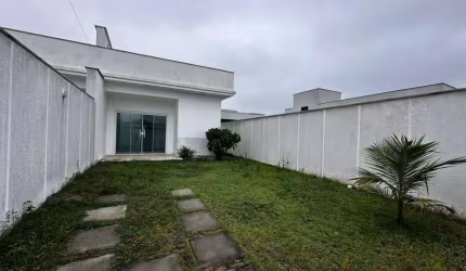 Casa para Locação em Cabo Frio, VILA DO PERO, 3 dormitórios, 1 suíte, 2 banheiros, 2 vagas