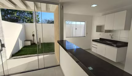 Casa para Locação em Cabo Frio, VILA DO PERO, 2 dormitórios, 1 suíte, 2 banheiros, 3 vagas