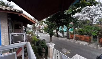 Casa em Condomínio para Locação em Cabo Frio, Palmeiras, 3 dormitórios, 2 suítes, 3 banheiros, 1 vaga