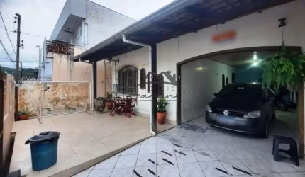 Casa com 3 quartos à venda na Rua Mário Ferrari, 56, Cidade Nova, Itajaí por R$ 600.000