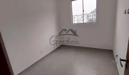 Apartamento com 2 quartos à venda na Rua Fermino Vieira Cordeiro, 2142, Espinheiros, Itajaí por R$ 300.000