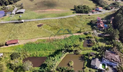 Chácara / sítio com 3 quartos à venda na Jose Vandelino Batista, 1120, Morro Alto, Balneário Piçarras por R$ 1.100.000