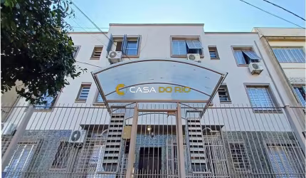 Apartamento à venda na Rua Marcílio Dias, 934, Menino Deus, Porto Alegre por R$ 318.000