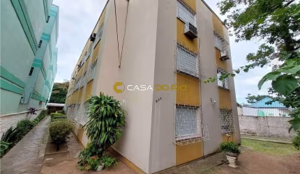 Apartamento com 2 quartos à venda na Rua Coronel Timóteo, 245, Camaquã, Porto Alegre por R$ 220.000