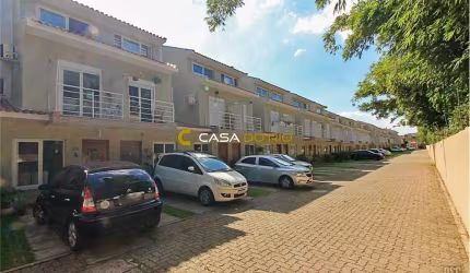 Casa em condomínio fechado com 3 quartos à venda na Rua Júlio Dias de Souza, 175, Hípica, Porto Alegre por R$ 330.000