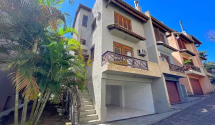 Casa em condomínio fechado com 3 quartos à venda na Rua Landel de Moura, 744, Tristeza, Porto Alegre por R$ 899.000