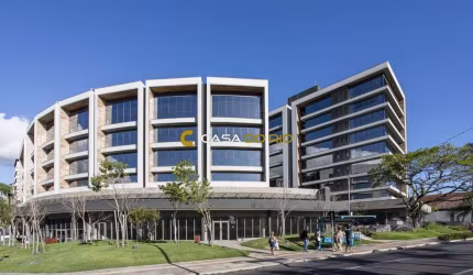 Sala comercial à venda na Avenida Wenceslau Escobar, 2714, Tristeza, Porto Alegre por R$ 349.000