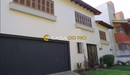 Casa com 3 quartos à venda na Rua Bororó, 225, Vila Assunção, Porto Alegre por R$ 1.950.000
