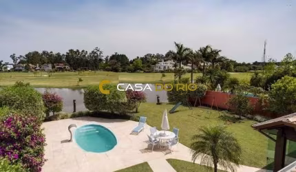 Casa em condomínio fechado com 4 quartos à venda na Avenida Juca Batista, 8000, Belém Novo, Porto Alegre por R$ 2.990.000