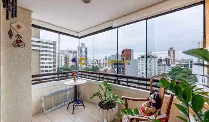 Apartamento com 3 quartos à venda na Rua Botafogo, 1212, Menino Deus, Porto Alegre por R$ 780.000