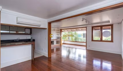 Cobertura com 3 quartos à venda na Avenida Cai, 392, Cristal, Porto Alegre por R$ 890.000