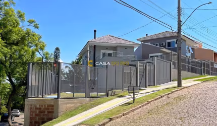 Casa com 3 quartos à venda na Rua José Sanguinetti, 20, Jardim Isabel, Porto Alegre por R$ 1.880.000