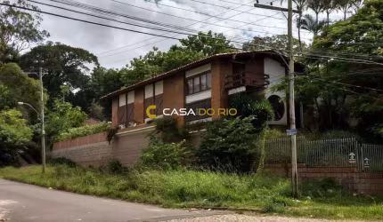 Casa com 3 quartos à venda na Rua Cleveland, 101, Santa Tereza, Porto Alegre por R$ 890.000