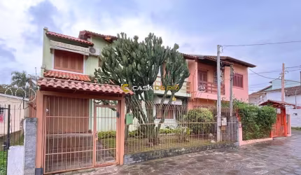 Casa com 4 quartos à venda na Rua São Sebastião do Cai, 50, Cristal, Porto Alegre por R$ 780.000